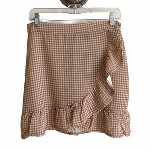 PrettyLittleThing plaid ruffled mini skirt